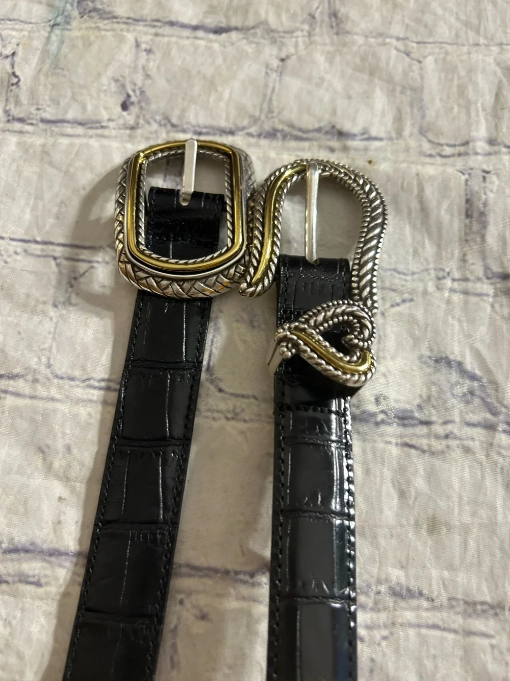 BRIGHTON CLASSICS AND REVERSIBLE BLACK & BROWN CROC EMBELLISHED BUCKLES BELTS S